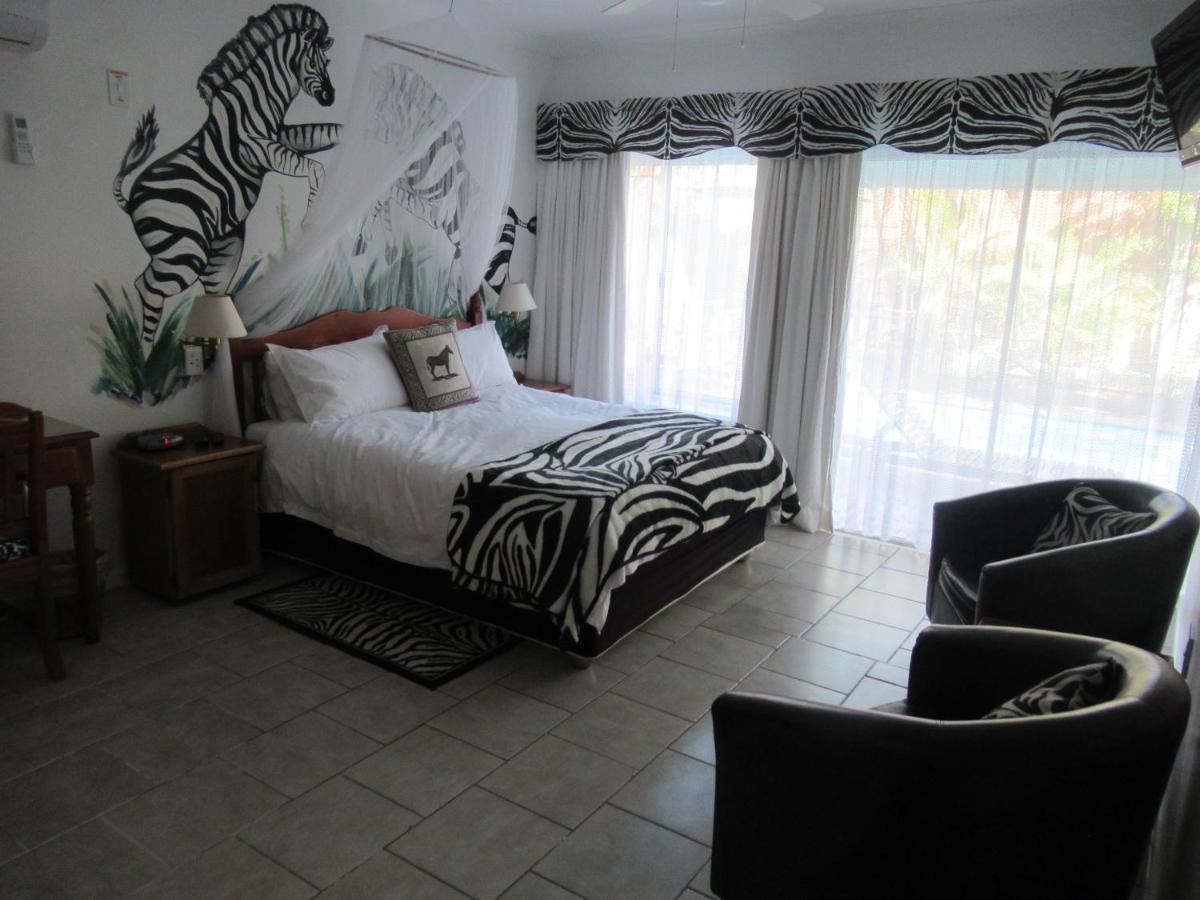 Bhangazi Lodge Bed & Breakfast Saint Lucia Estuary エクステリア 写真