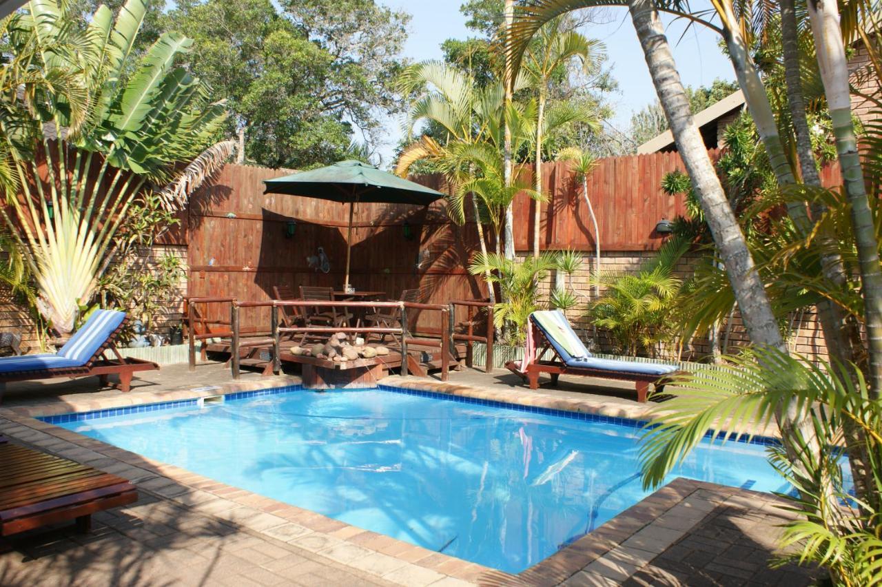Bhangazi Lodge Bed & Breakfast Saint Lucia Estuary エクステリア 写真