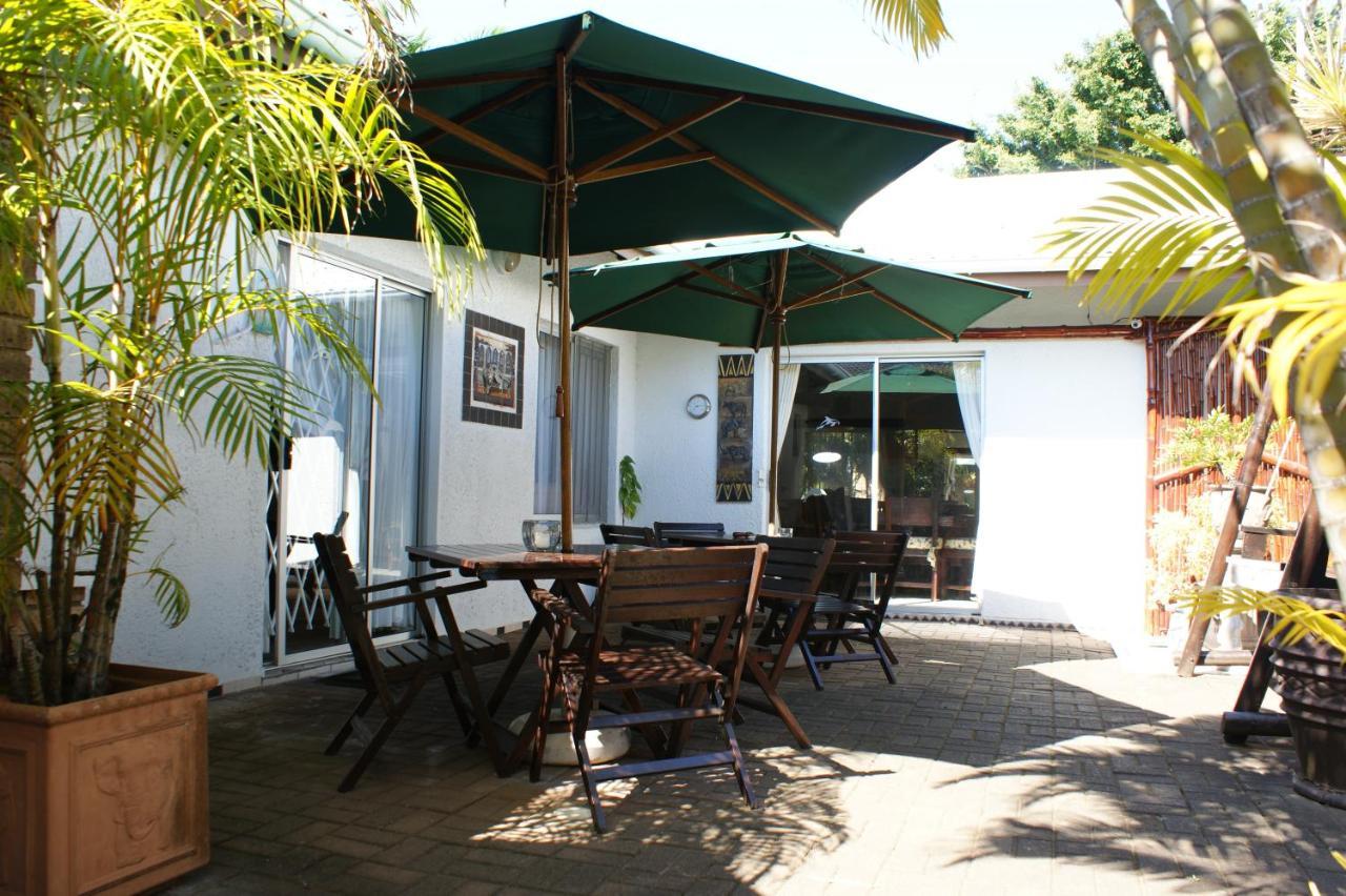 Bhangazi Lodge Bed & Breakfast Saint Lucia Estuary エクステリア 写真